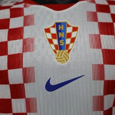 Immagine 2 dell’album 26-27 Croatia Home Player Version Soccer Jerseys