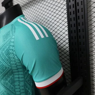 Imagem 6 do álbum Camisolas de futebol da seleção da Argélia de 2026 (versão para jogadores)