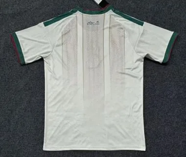 Afbeelding 2 van album 26-27 Algerije thuisvoetbalshirts