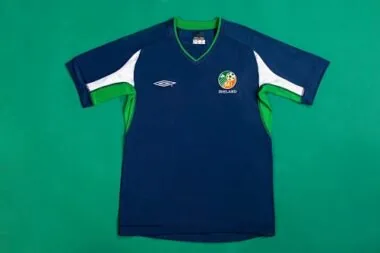 2002 Ireland Retro Training Soccer Jerseys