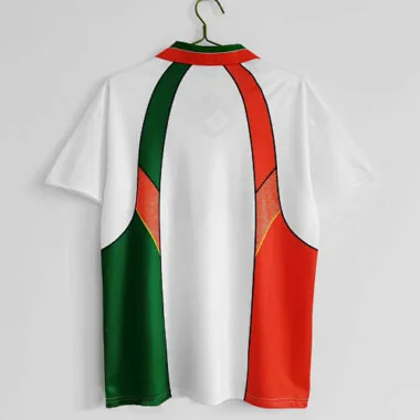Imagem 2 do álbum 94/96 Ireland Away Retro Soccer Jerseys