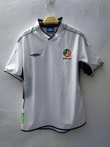 2002 Ireland Away Retro Soccer Jerseys