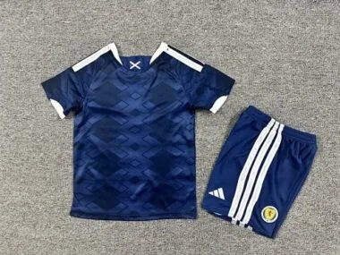 Imagem 2 do álbum 26-27 Scotland Home Kids Soccer Jerseys