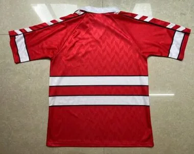 Image 2 de l’album 1998 Denmark Home Retro Soccer Jerseys