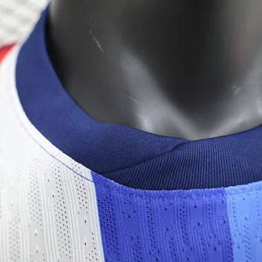 Afbeelding 4 van album Voetbalshirts voor spelers uit Noorwegen, thuisversie 2024