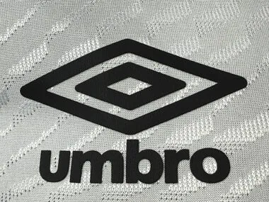 Image 2 de l’album Maillots de football 2026 du Congo (version joueur, match à l’extérieur)