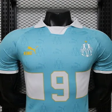 Fußballtrikots der Spieler von Marseille, Saison 26–27 Albumbild 8
