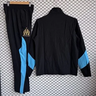 Imagem 2 do álbum 25-26 Marseille Windbreaker Jackets