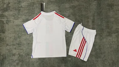 Image 2 de l’album 25-26 Lyon Home Kids Soccer Jerseys