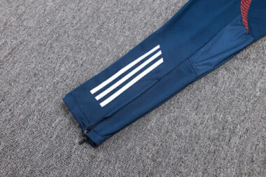 Image 12 de l’album 25-26 Lyon Short Sleeve+Pants