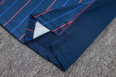 Image 22 de l’album 25-26 Lyon Short Sleeve+Pants