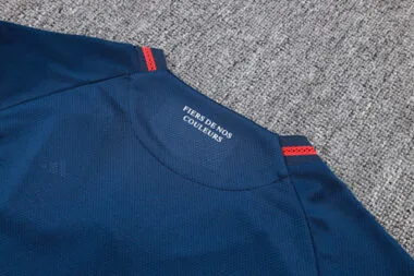 Image 23 de l’album 25-26 Lyon Short Sleeve+Pants