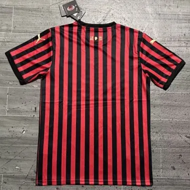 Imagem 2 do álbum Camisolas de futebol retro do AC Milan da época 19/20
