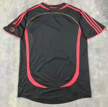 Imagen 2 del álbum 06/07 AC Milan Third Retro Soccer Jerseys