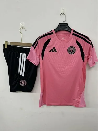 26–27 Inter Mailand Trainings-Fußballanzug