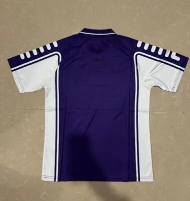 Immagine 2 dell’album 1999/00 Fiorentina Home Retro Soccer Jerseys