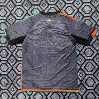Afbeelding 2 van album 25-26 Venezia Home Soccer Jerseys