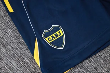 Immagine 20 dell’album Tuta da calcio per gli allenamenti del Boca Juniors del 25-26