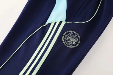 Immagine 14 dell’album 25-26 Ajax Long Sleeve Jackets