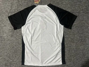 Image 2 de l’album Maillots de football à domicile des 25-26 Corinthians