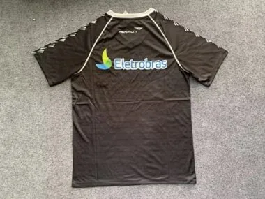 Immagine 2 dell’album Maglie da calcio vintage da trasferta del Vasco da Gama del 2011