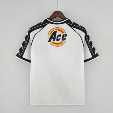 Immagine 2 dell’album Maglie da calcio vintage da casa del Vasco da Gama del 2000