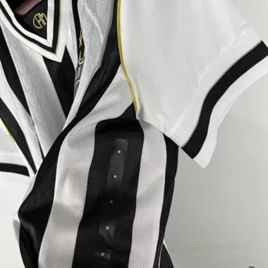 Afbeelding 3 van album Retro voetbalshirts van Atlético Mineiro uit 2020