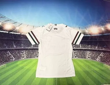 Immagine 2 dell’album Maglie da calcio femminili in trasferta del Fluminense 26-27