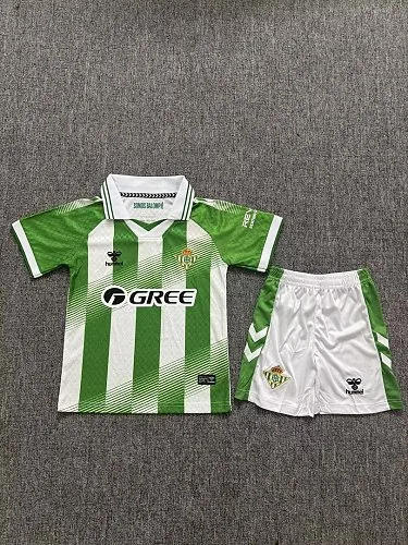 Camiseta y pantalones cortos infantiles del Real Betis para la temporada 2026/27 (local)