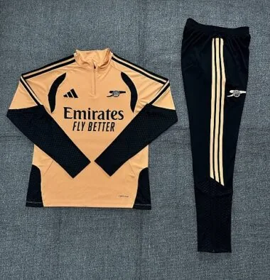 Imagem 2 do álbum Fato de treino do Arsenal Kids 2026/27