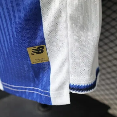 Afbeelding 8 van album Porto-thuisshirt 2026/27 (spelersversie)