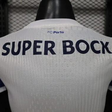 Afbeelding 11 van album Porto-thuisshirt 2026/27 (spelersversie)