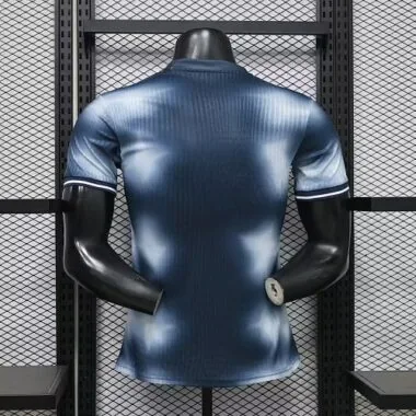 Imagem 4 do álbum 2026/27 Paris Saint-Germain Special Edition Player Version Jersey