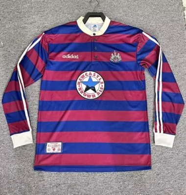 Maillots de football rétro à manches longues Newcastle (1995/97) – À l'extérieur