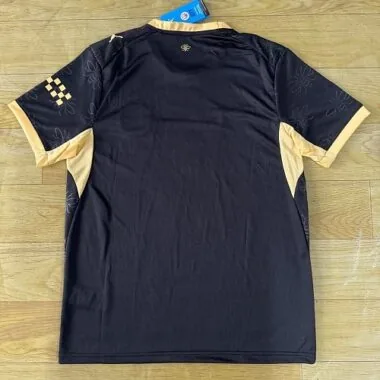 Imagem 2 do álbum Camisa alternativa do Manchester City 2026/27