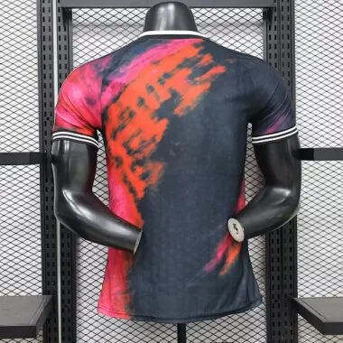 Image 5 de l’album Maillot « Édition spéciale » de Manchester United 2026/27, version joueur