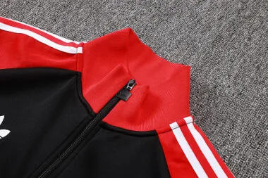 Imagen 3 del álbum Chaqueta del River Plate 2026/27