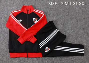 Imagen 16 del álbum Chaqueta del River Plate 2026/27