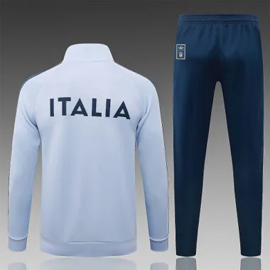 Imagen 3 del álbum Chaqueta de Italia 2026