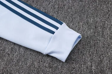 Imagen 10 del álbum Chaqueta de Italia 2026