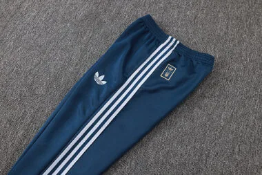 Imagen 23 del álbum Chaqueta de Italia 2026