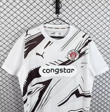 Image 4 de l’album Maillot extérieur du St. Pauli pour la saison 2026/27
