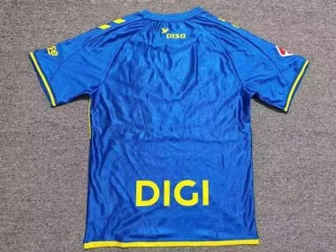 Imagen 2 del álbum Camiseta de visitante del Las Palmas 2026/27
