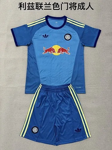 2026/27 Leeds United Goalkeeper Jersey and Shorts
