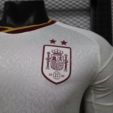 Imagem 2 do álbum 2026 Spain Away Player Version Long Sleeve Jersey