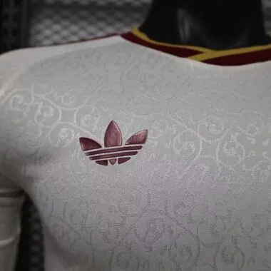 Imagem 3 do álbum 2026 Spain Away Player Version Long Sleeve Jersey