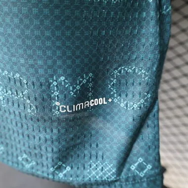 Immagine 8 dell’album Maglia da trasferta del Real Madrid 2026/27, versione giocatore