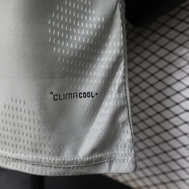 Image 3 de l’album Maillot de l’équipe nationale algérienne, édition spéciale 2026/27, version joueur
