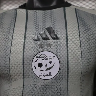 Image 5 de l’album Maillot de l’équipe nationale algérienne, édition spéciale 2026/27, version joueur