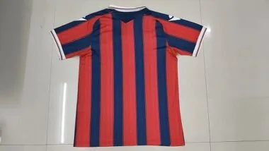 Levante-Heimtrikot 2026/27 Albumbild 2